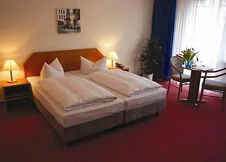 Himalaya Frankfurt Messe Hotel 3*