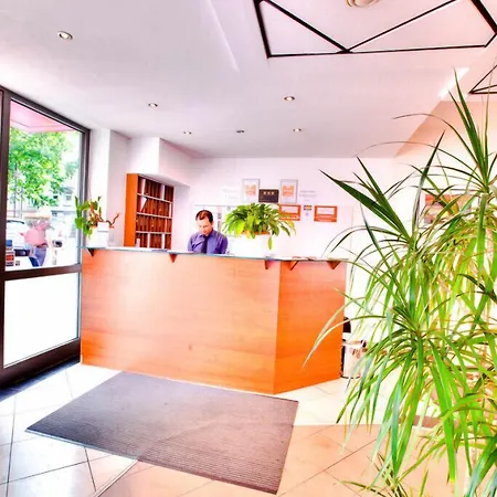 Szálloda Himalaya Frankfurt Messe 3*