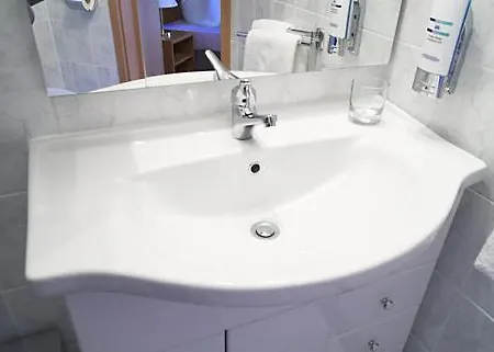 Himalaya Frankfurt Messe Hotell